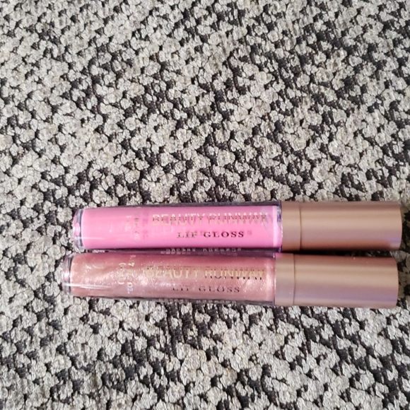 #Make up - Picture 3 of 4